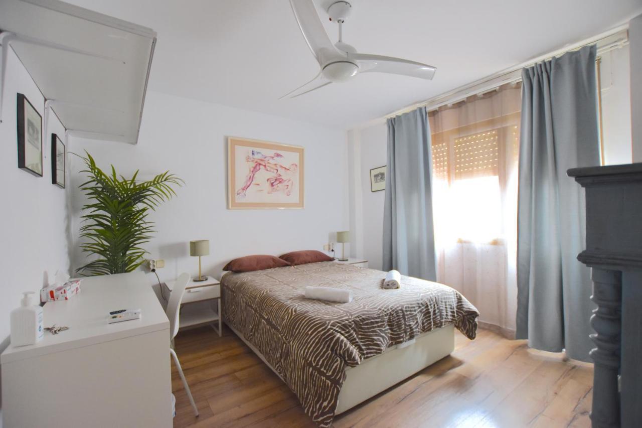 Habitacion En Apartamento De Diseno Málaga Exterior foto